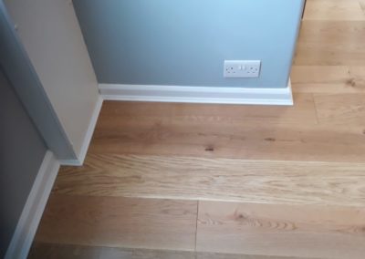 fitted oak floor morden